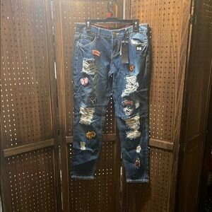 Women’s Blue Distressed‎ Jeans with Patches